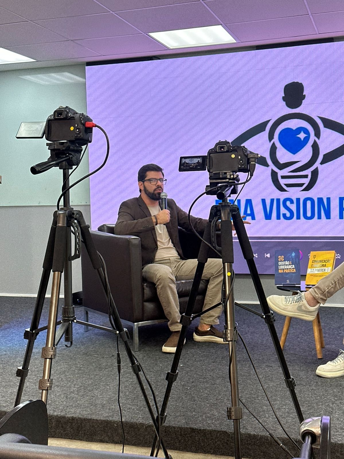 DNA Vision Pro